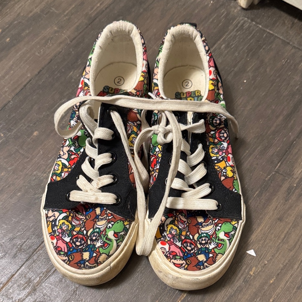 Super Mario Kids Sneakers - Black and Multicolor